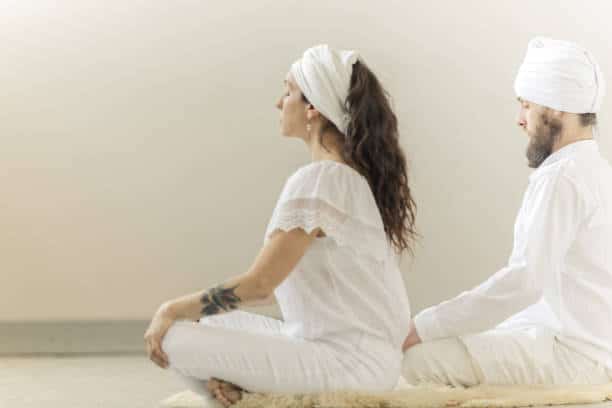 kundalini yoga reflexion méditation pratique asana